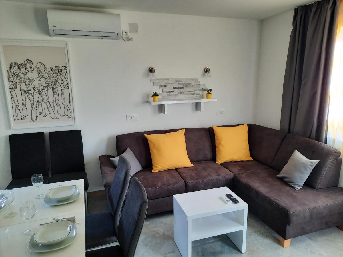 Apartmani Scripea Škrip Buitenkant foto
