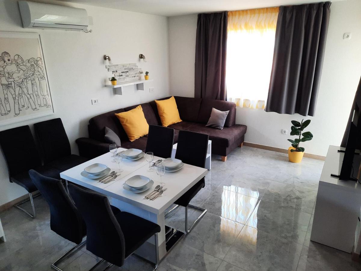 Apartmani Scripea Škrip Buitenkant foto