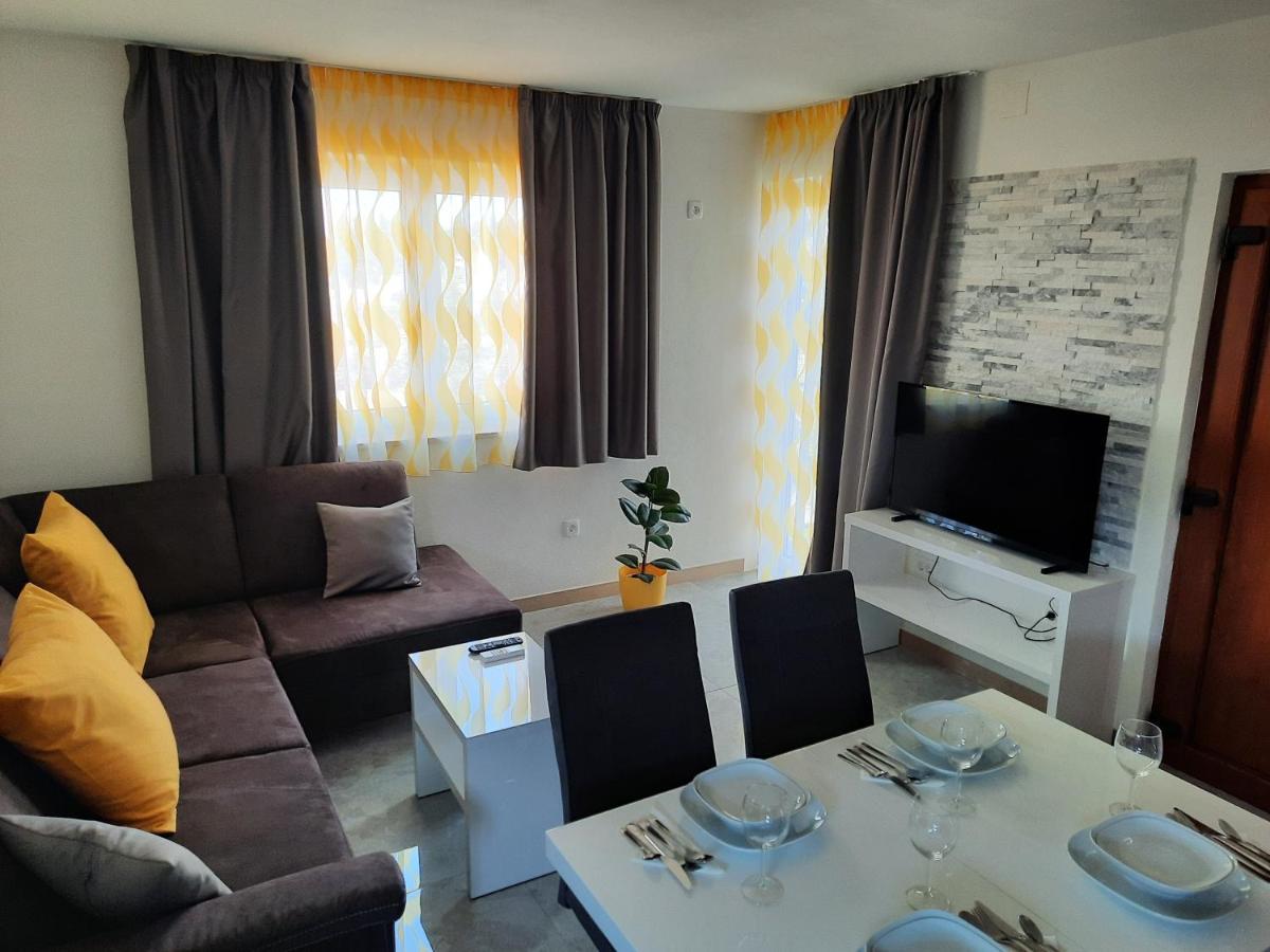 Apartmani Scripea Škrip Buitenkant foto
