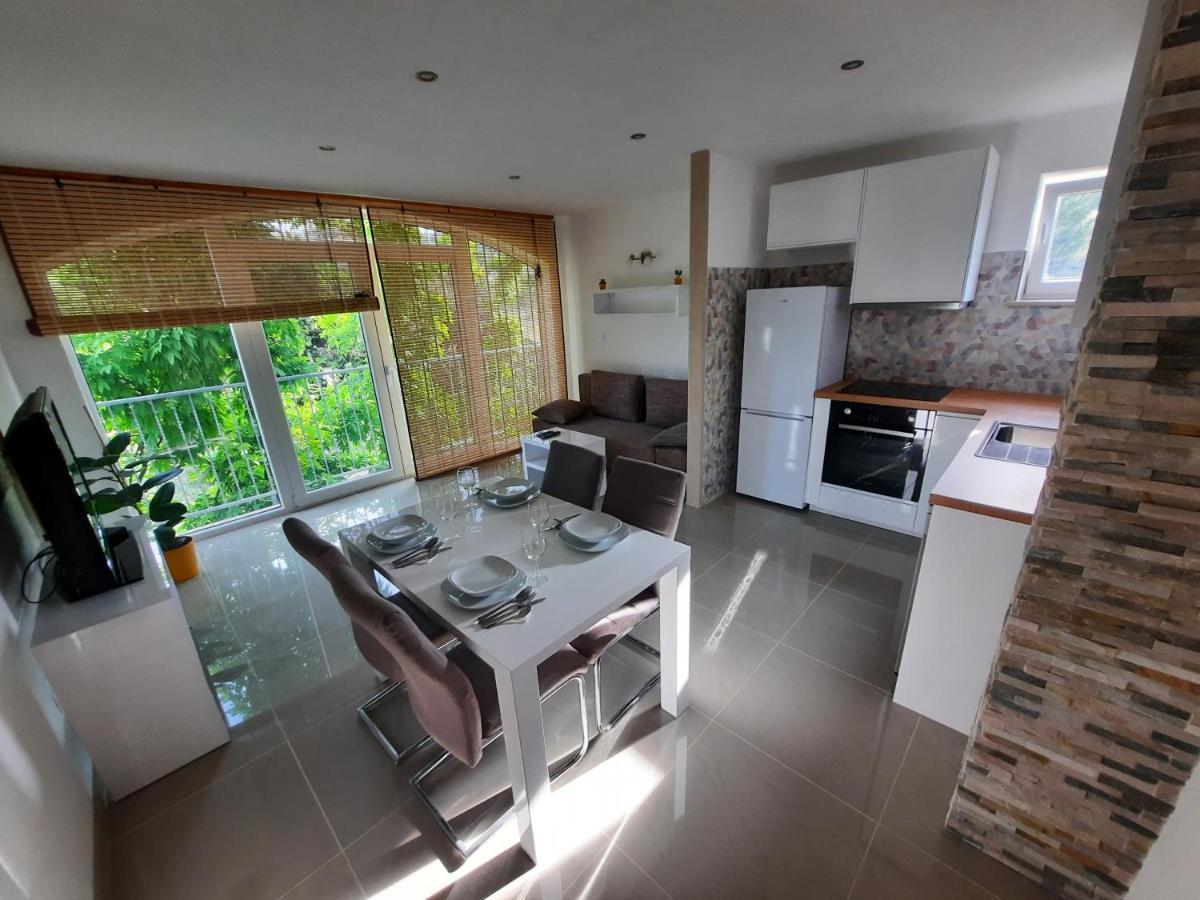 Apartmani Scripea Škrip Buitenkant foto